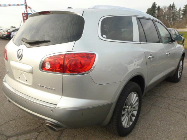 2011 Buick Enclave SLT 3RD ROW 4X4