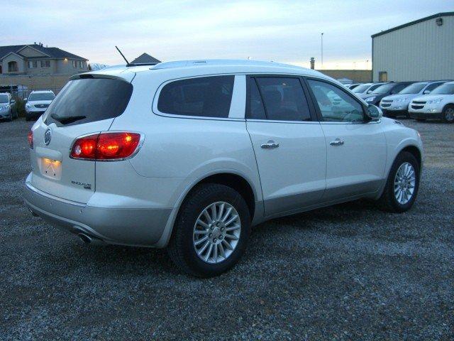 2011 Buick Enclave SLT 3RD ROW 4X4