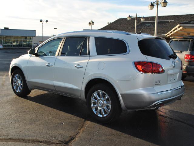 2011 Buick Enclave SLT 3RD ROW 4X4