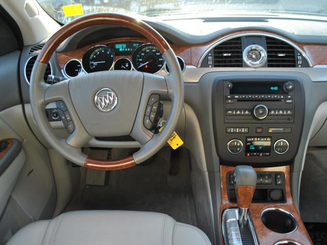 2011 Buick Enclave SLT 3RD ROW 4X4