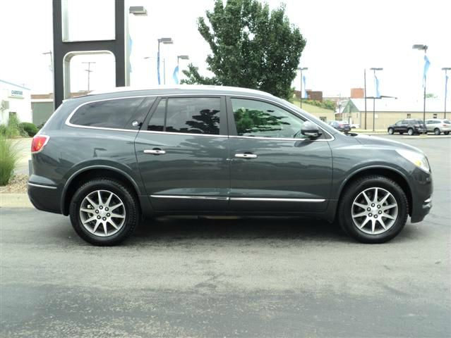 2013 Buick Enclave V6 - LOW Miles