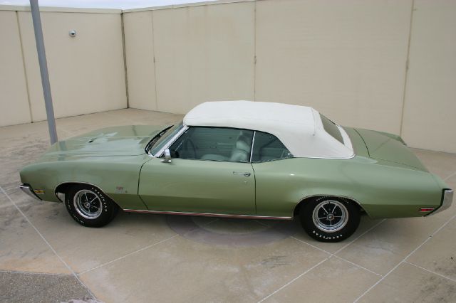 1970 Buick GS 4WD 5-door AT EX