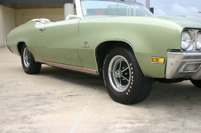 1970 Buick GS 4WD 5-door AT EX