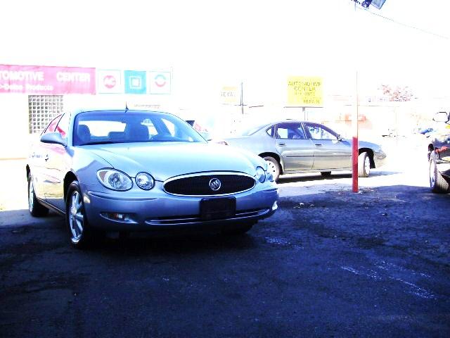 2005 Buick LaCrosse GS 460 Sedan 4D