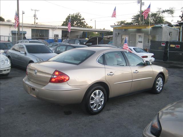 2005 Buick LaCrosse GS 460 Sedan 4D