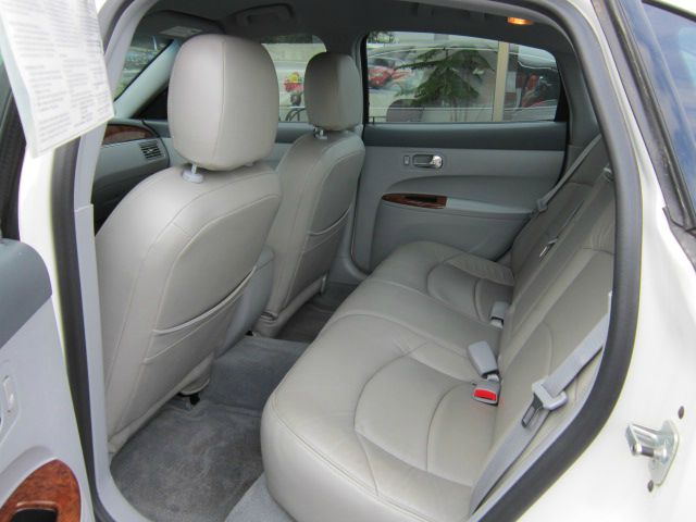 2005 Buick LaCrosse GS 460 Sedan 4D