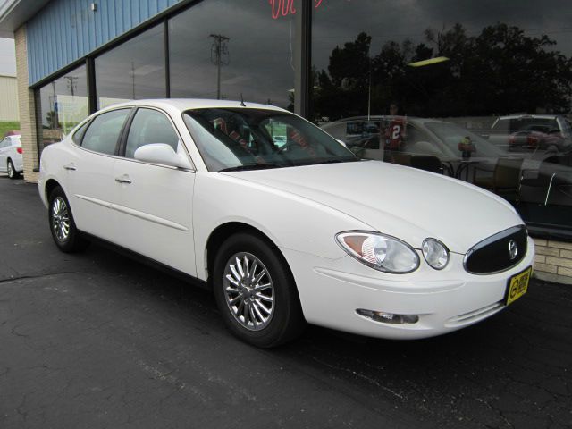 2005 Buick LaCrosse GS 460 Sedan 4D