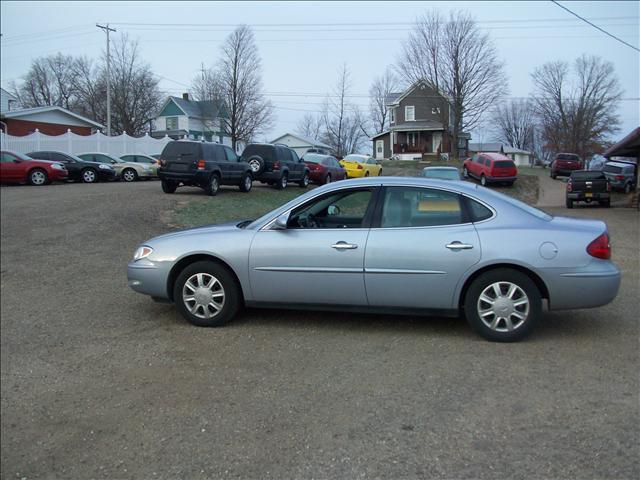 2005 Buick LaCrosse GS 460 Sedan 4D