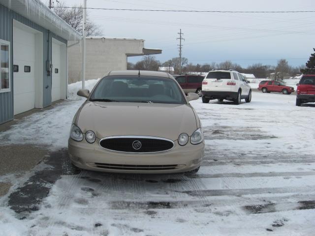 2005 Buick LaCrosse GS 460 Sedan 4D