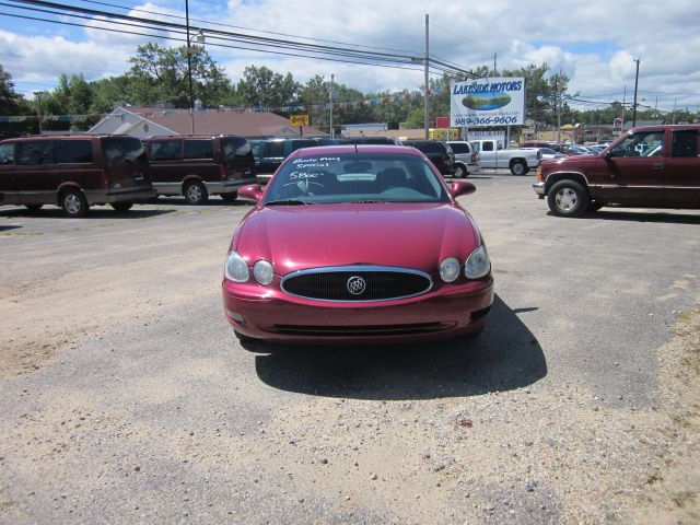 2005 Buick LaCrosse GS 460 Sedan 4D