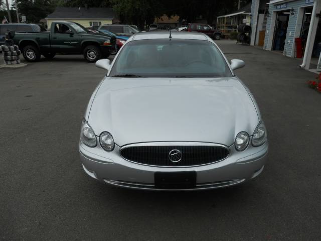 2005 Buick LaCrosse GS 460 Sedan 4D