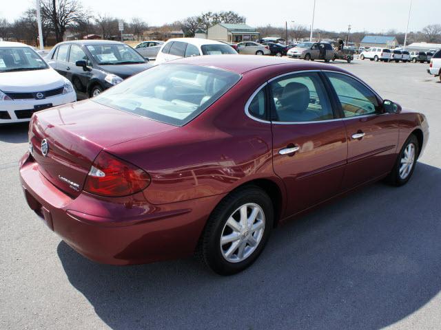 2005 Buick LaCrosse Unknown