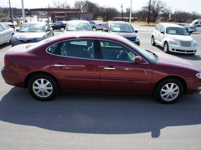 2005 Buick LaCrosse Unknown