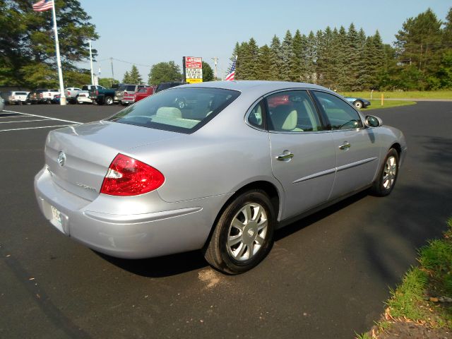 2005 Buick LaCrosse GS 460 Sedan 4D