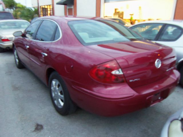 2005 Buick LaCrosse GS 460 Sedan 4D