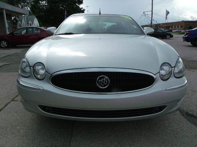 2005 Buick LaCrosse GL Sedan 4D