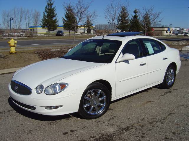 2005 Buick LaCrosse GL Sedan 4D