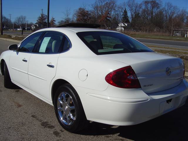 2005 Buick LaCrosse GL Sedan 4D