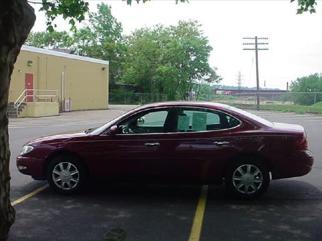 2005 Buick LaCrosse GS 460 Sedan 4D