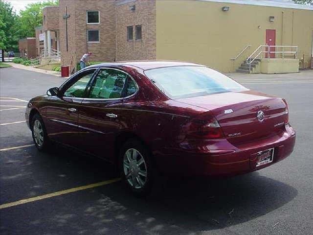 2005 Buick LaCrosse GS 460 Sedan 4D