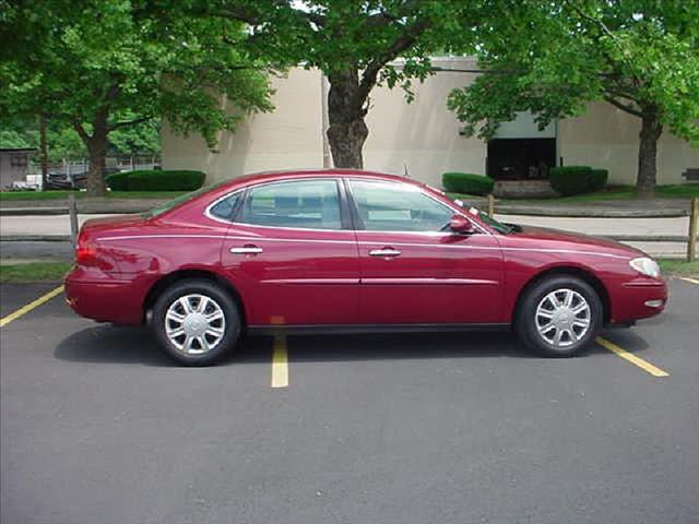 2005 Buick LaCrosse GS 460 Sedan 4D