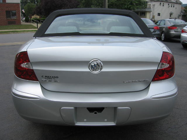 2005 Buick LaCrosse GS 460 Sedan 4D