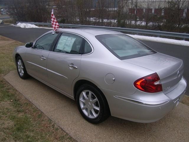 2005 Buick LaCrosse GL Sedan 4D