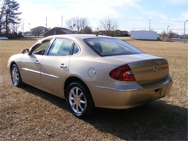 2005 Buick LaCrosse GL Sedan 4D