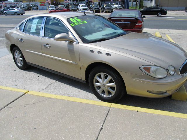 2005 Buick LaCrosse GS 460 Sedan 4D