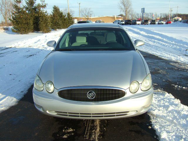 2005 Buick LaCrosse GS 460 Sedan 4D