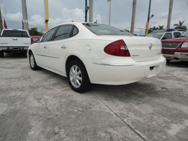 2006 Buick LaCrosse All The Whistlesbells