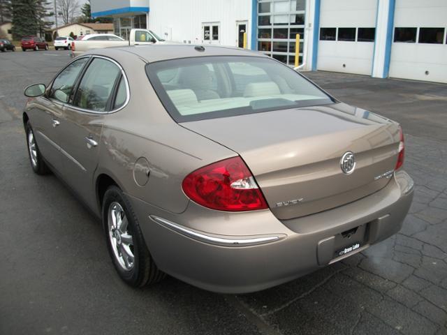 2007 Buick LaCrosse 4dr Sdn GLX V6 4motion Auto