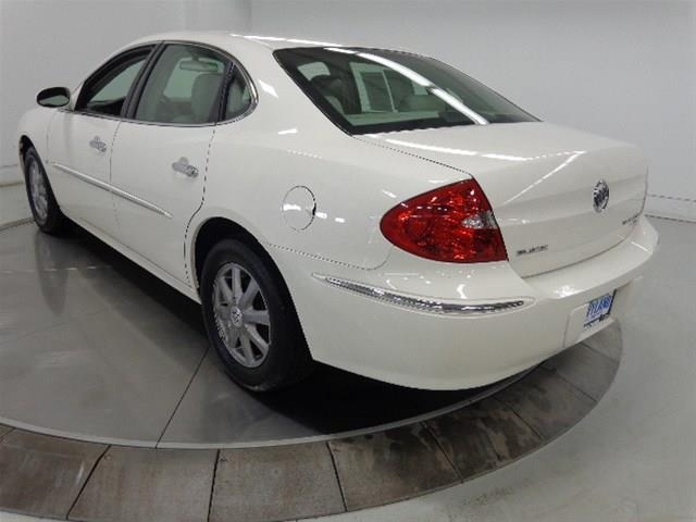 2009 Buick LaCrosse All The Whistlesbells