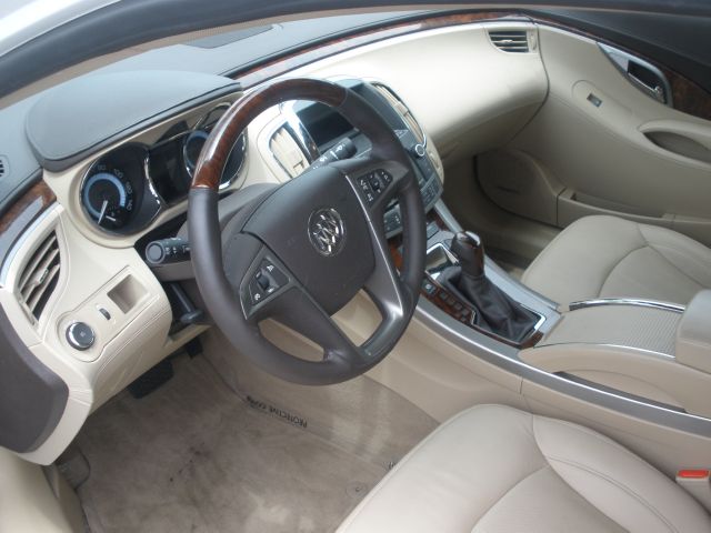 2010 Buick LaCrosse GL Sedan 4D