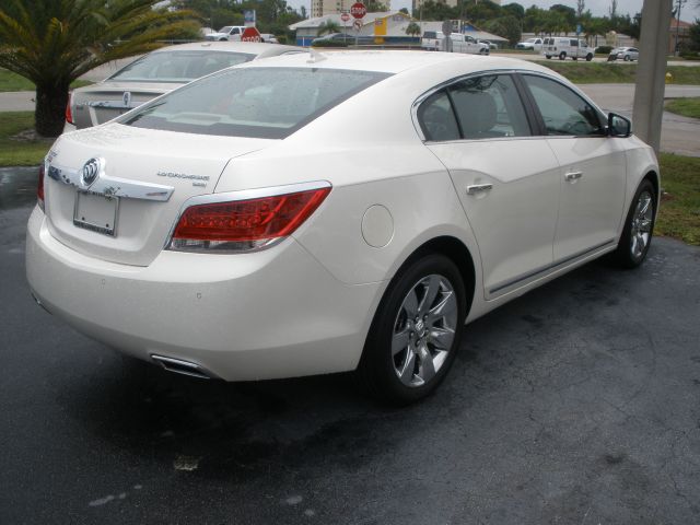 2010 Buick LaCrosse GL Sedan 4D