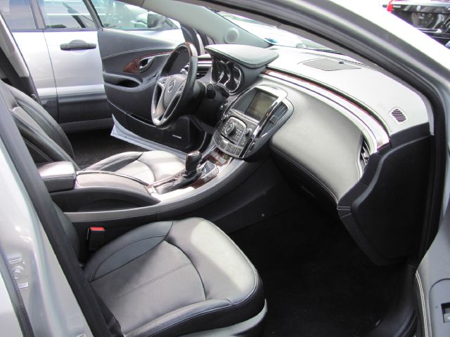 2010 Buick LaCrosse GL Sedan 4D