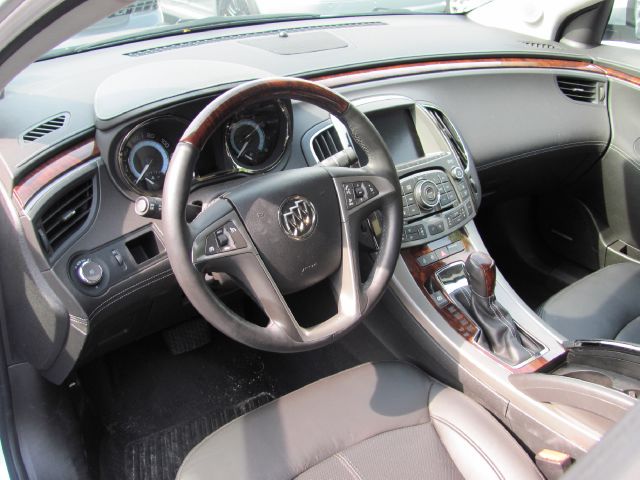 2010 Buick LaCrosse GL Sedan 4D