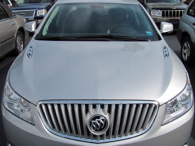 2010 Buick LaCrosse GL Sedan 4D