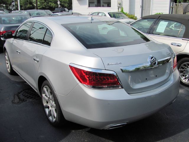 2010 Buick LaCrosse GL Sedan 4D