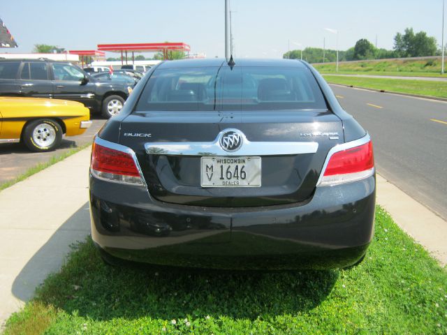 2010 Buick LaCrosse CREW CAB Ltz71