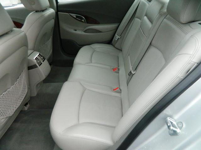 2010 Buick LaCrosse GL Sedan 4D