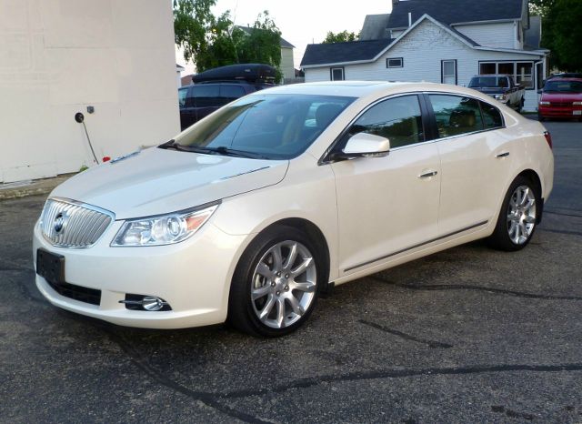 2010 Buick LaCrosse GL Sedan 4D