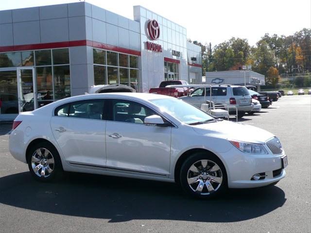 2011 Buick LaCrosse GL Sedan 4D