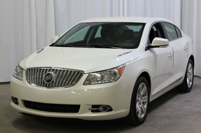 2011 Buick LaCrosse CREW CAB Ltz71