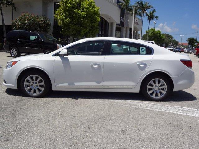 2012 Buick LaCrosse SE R