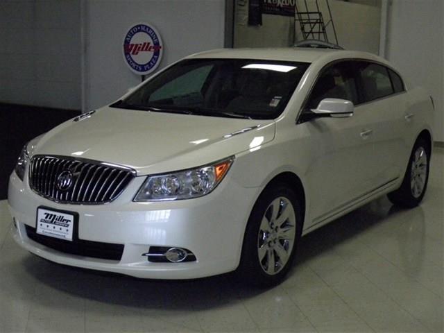 2013 Buick LaCrosse 4X4- SR5- Double Cab