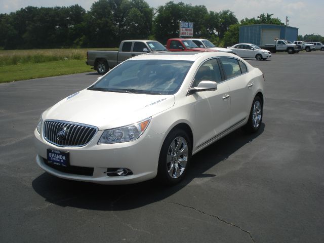 2013 Buick LaCrosse 2dr Cpe 328i RWD Spotrs