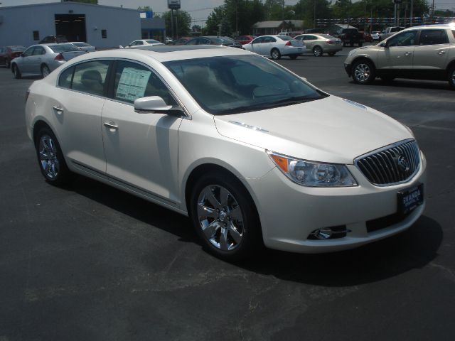 2013 Buick LaCrosse 2dr Cpe 328i RWD Spotrs