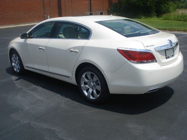 2013 Buick LaCrosse 2dr Cpe 328i RWD Spotrs