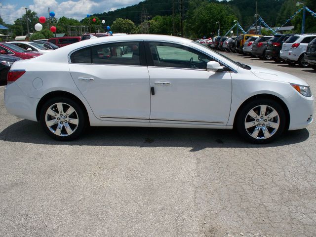 2013 Buick LaCrosse 2dr Cpe 328i RWD Spotrs